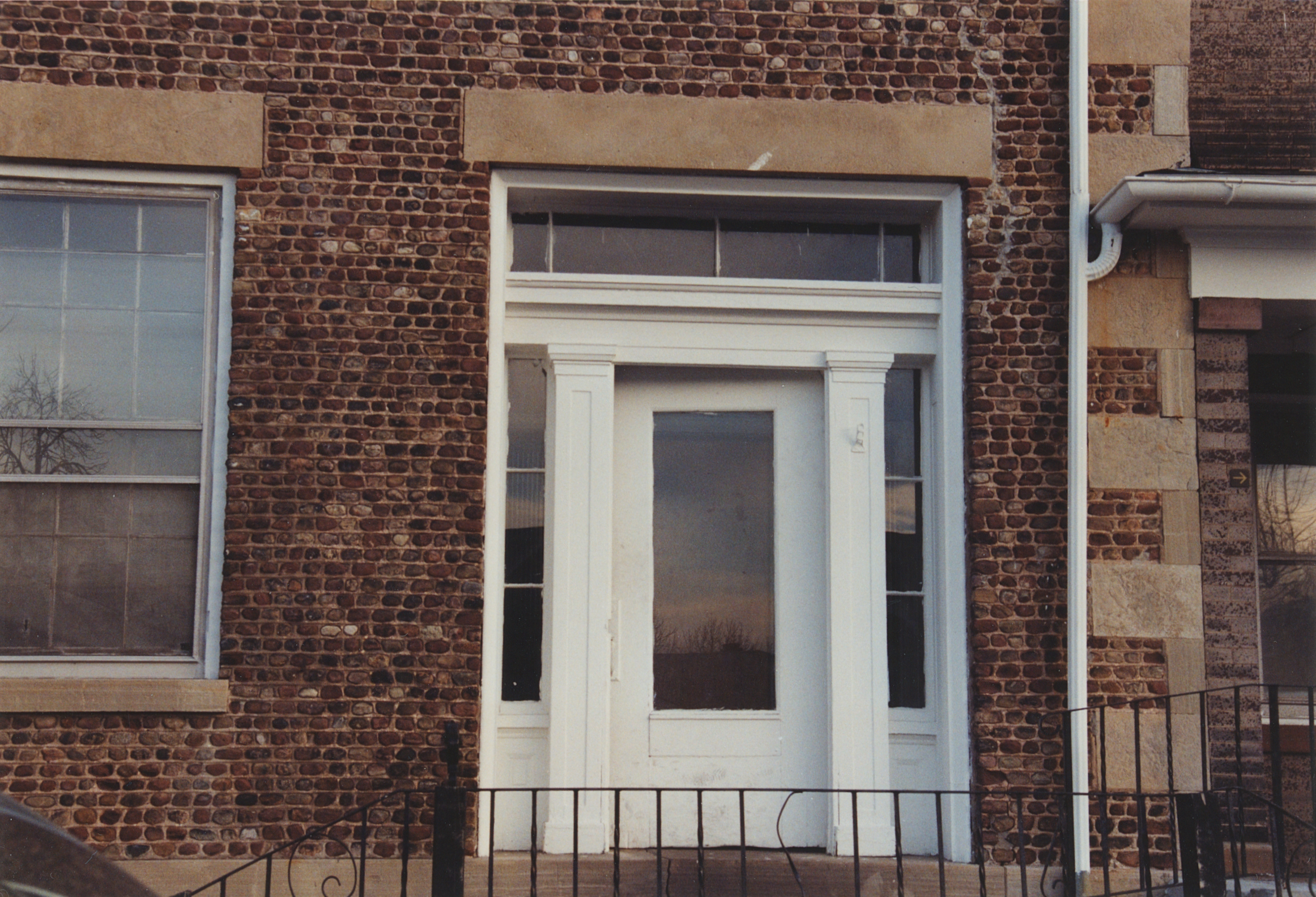 Roc-1 1090 Culver Rd 4